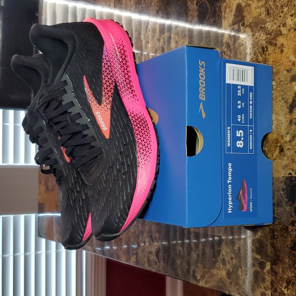 Women's Brooks Hyperion Tempo